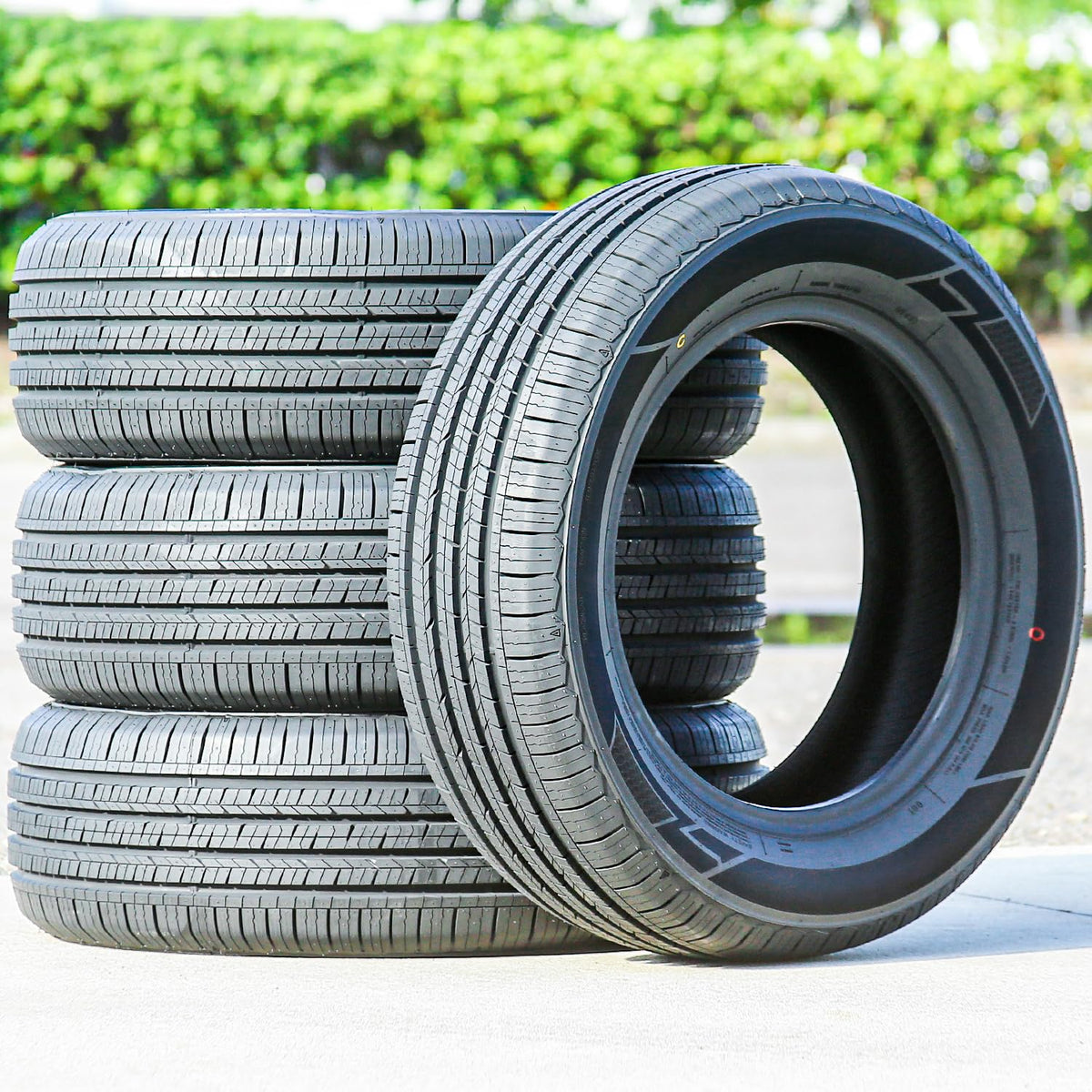 Black Touring Passenger Tire N1048