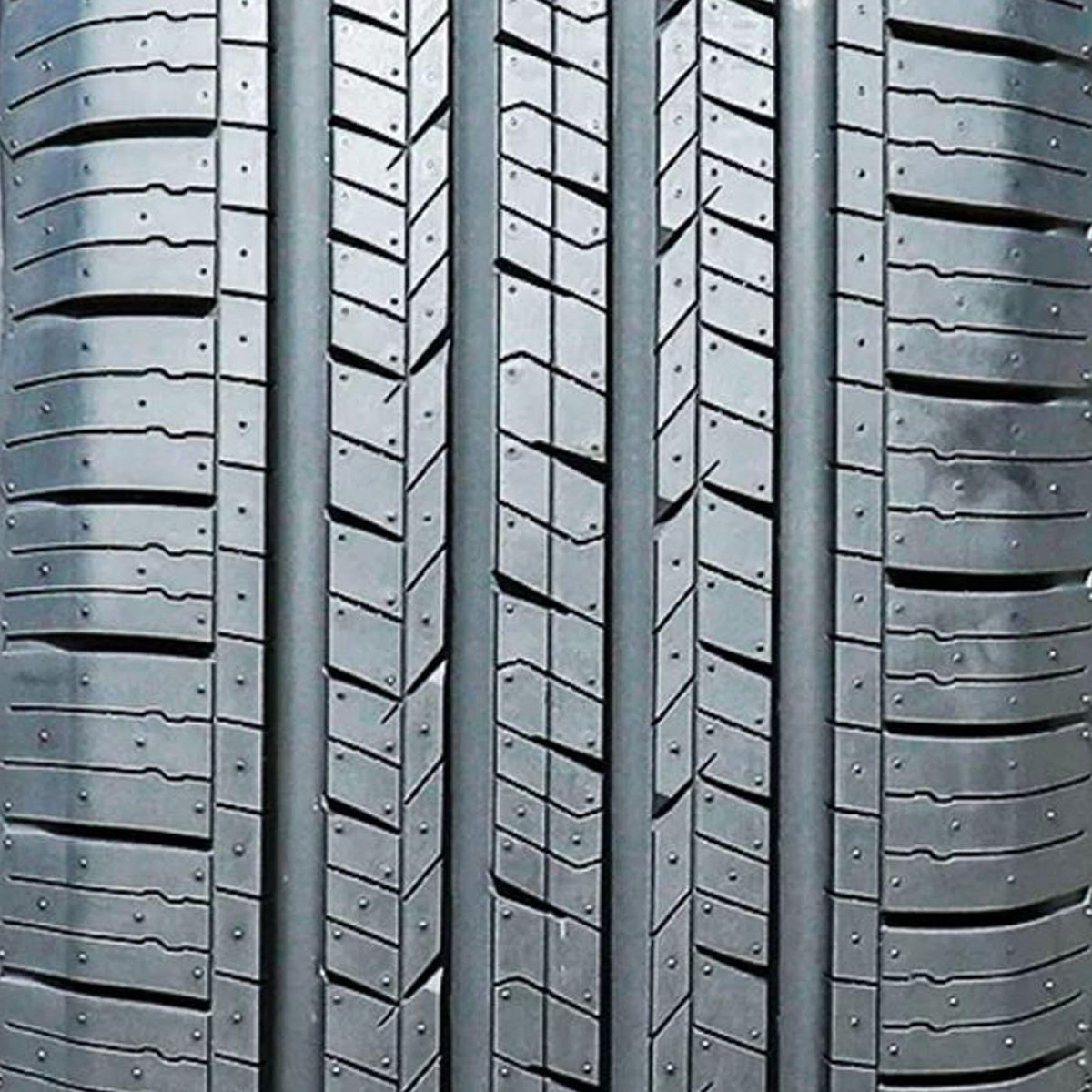 Black Touring Passenger Tire N1048